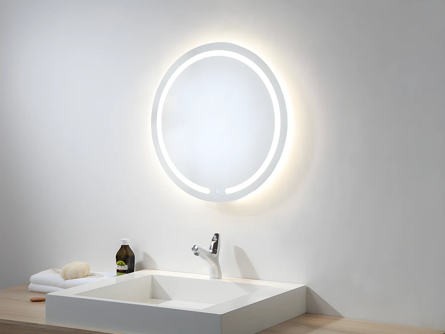 Miroir de salle de bain lumineux rond à leds NEREA - D. 60 cm