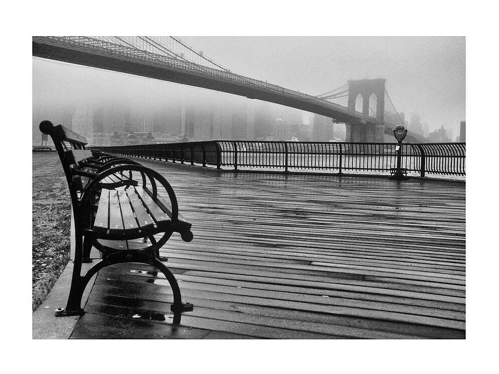 Papier Peint "A Foggy Day on the Brooklyn Bridge" 140 x 200 cm