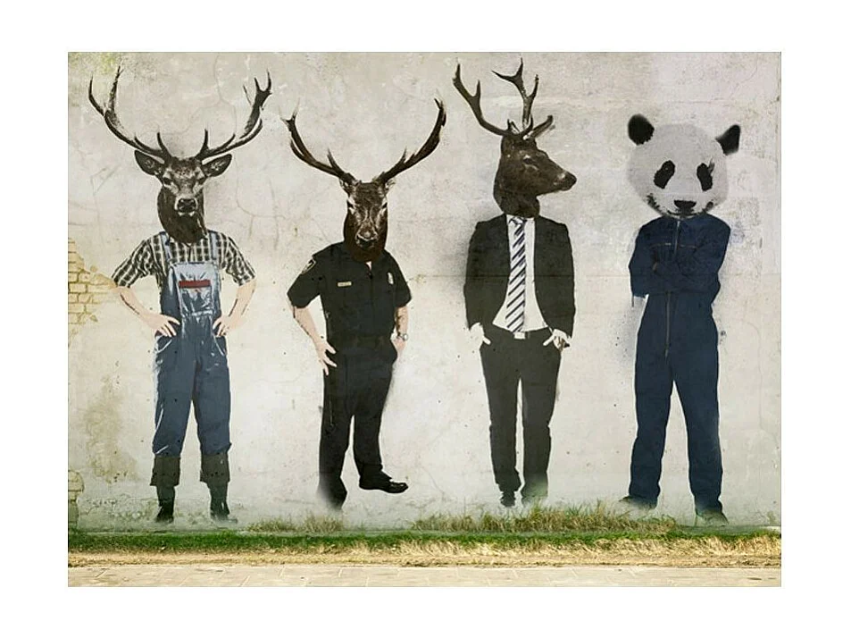 Papier Peint "Man Or Animal?" 270 x 350 cm