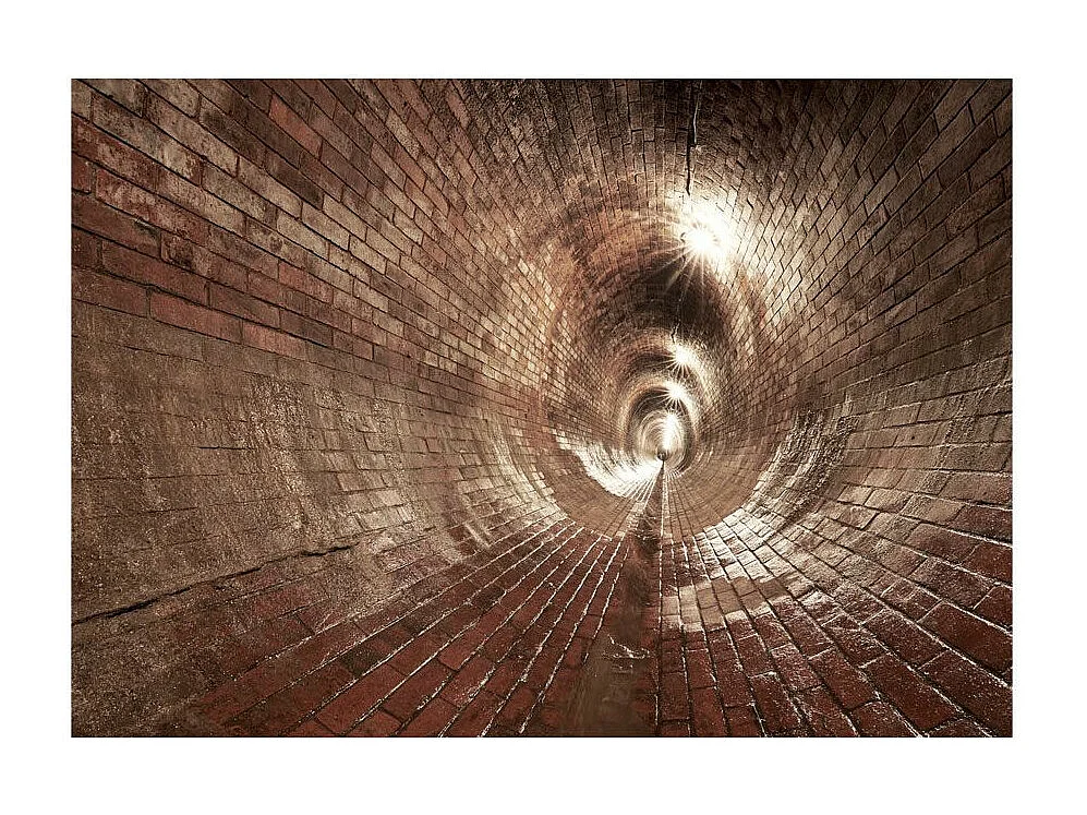 Papier Peint "Underground Corridor" 245 x 350 cm