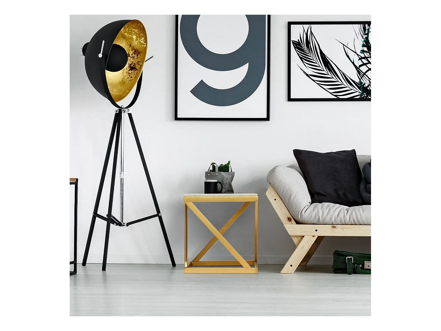 Table d'Appoint Design "Palamo" 57cm Or & Blanc