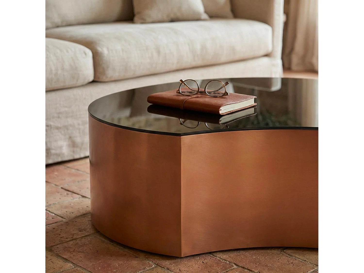 Table Basse Design "Sela" 63cm Cuivre & Noir
