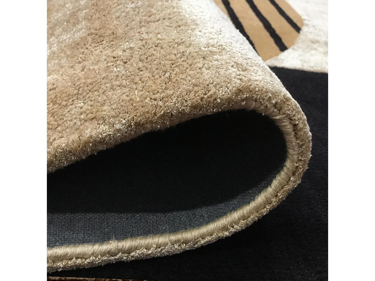 tapis salon 160x230 fait main en laine beige et bleu motif géométrique