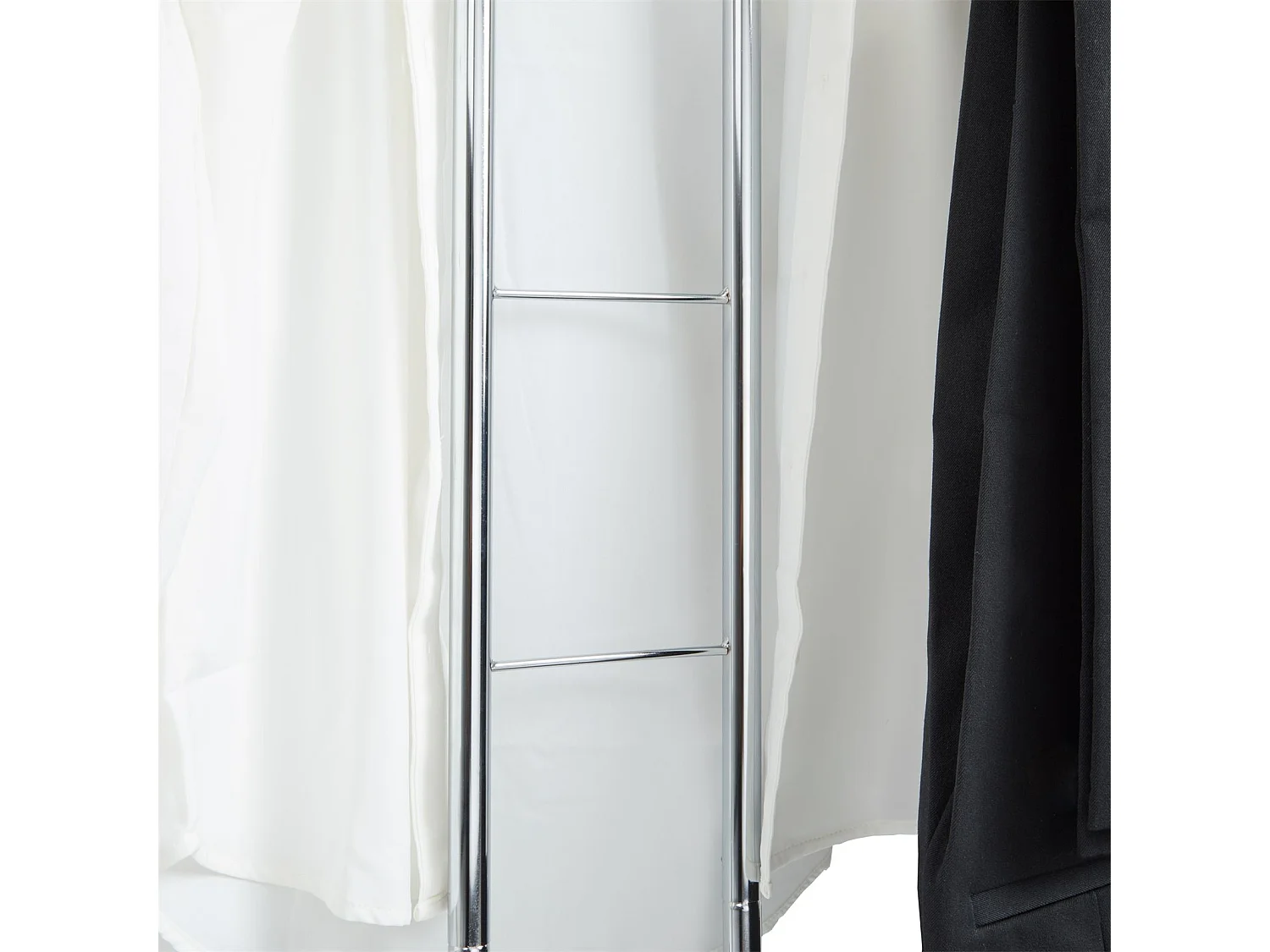 Valet de chambre valet de nuit CAMILO chevalet de nuit avec cintre pour veste et portant pour pantalons, en métal chromé