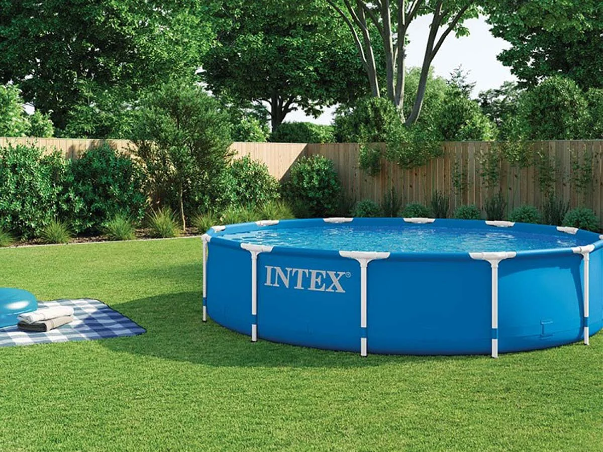 Piscina elevada redonda Intex 366x76 cm con bomba y cartucho