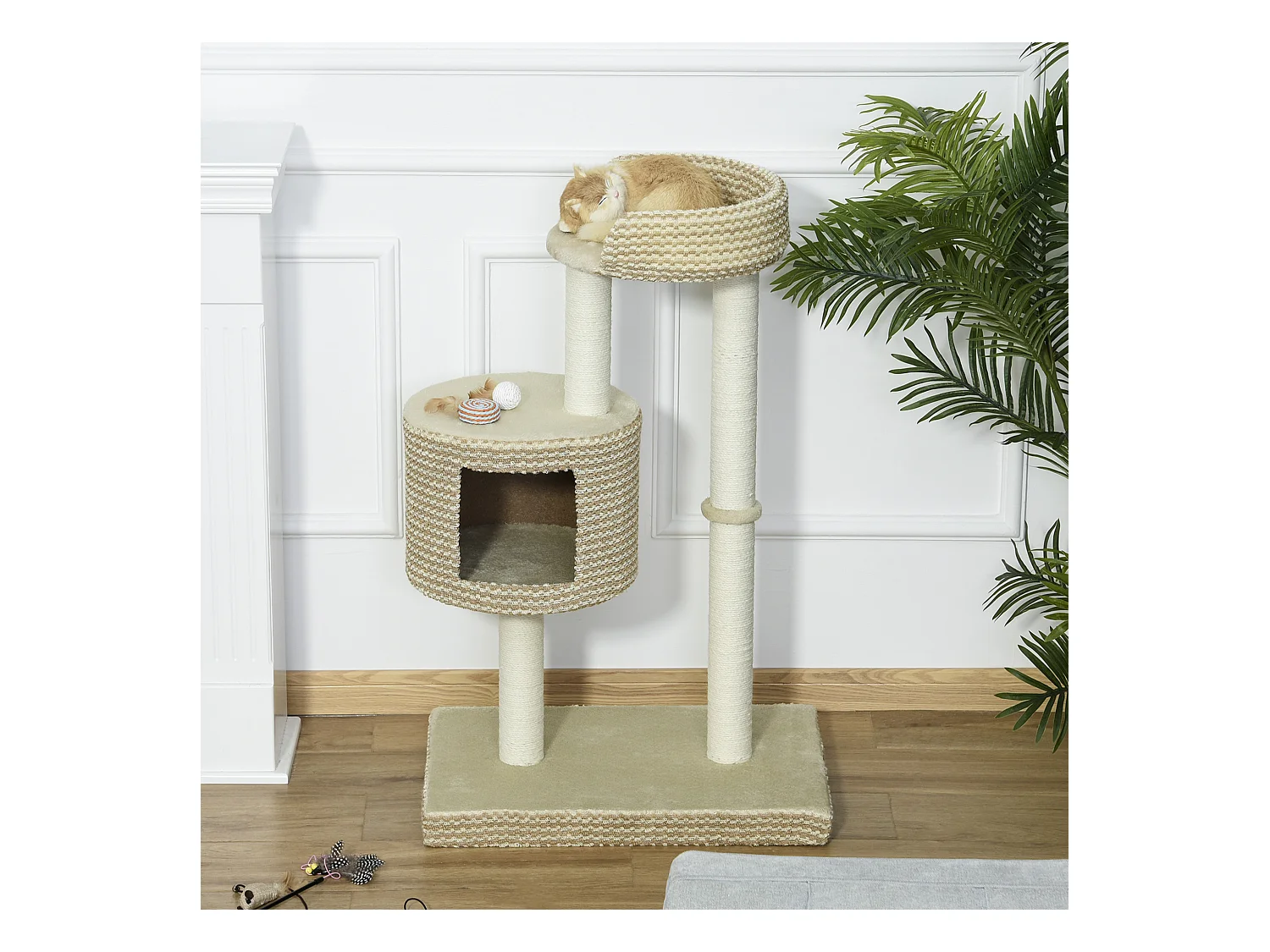 Arbre à chats style cosy chic griffoirs jute naturelle niche plateforme peluche courte bicolore beige café