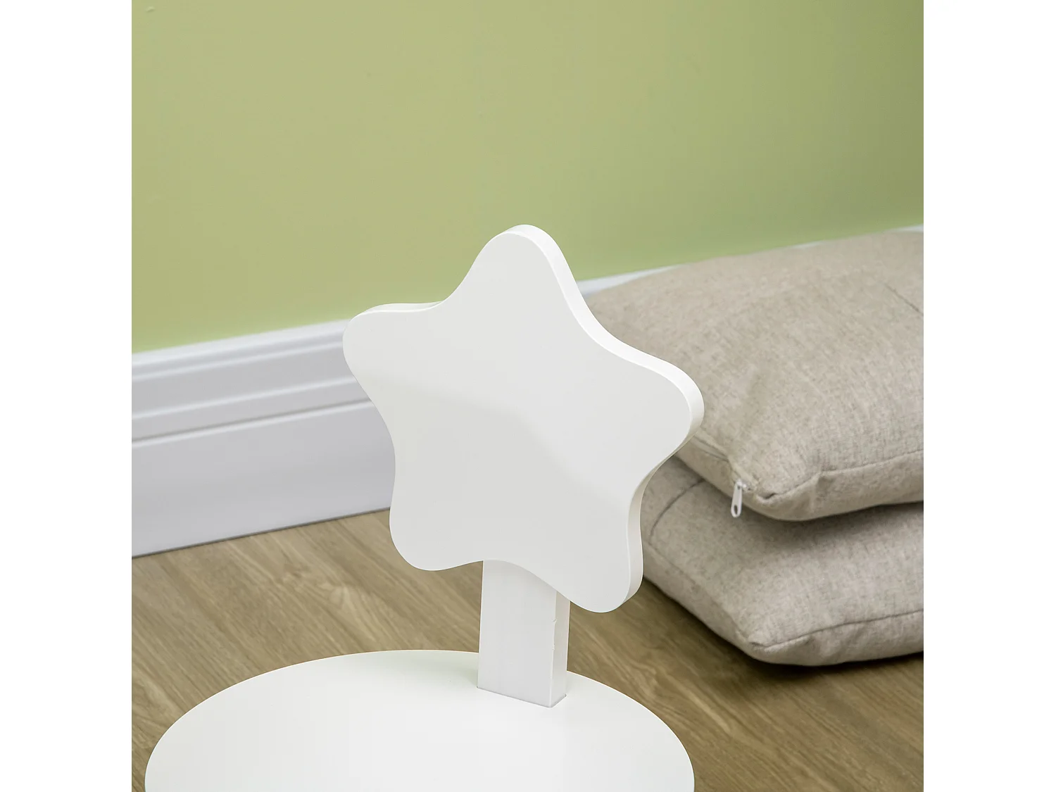 Ensemble table et chaises enfant design scandinave motif étoile bois pin MDF blanc