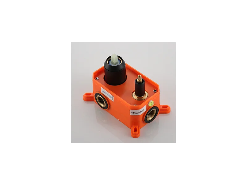 Mitigeur baignoire à encastrer avec douchette CEILO noir mat