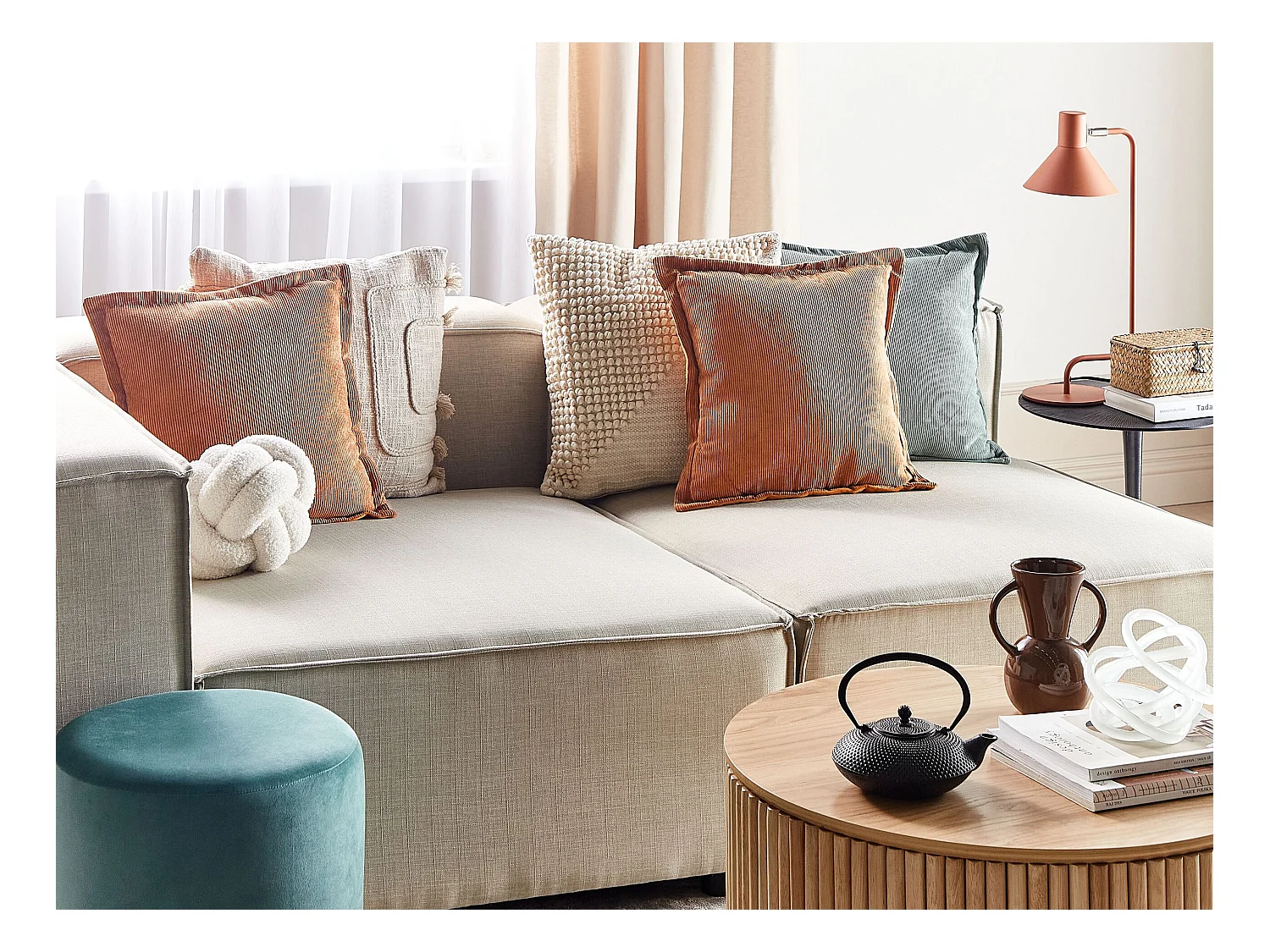 Lot de 2 coussins décoratifs ZINNIA Velours côtelé 43 x 43 cm Orange Unicolore