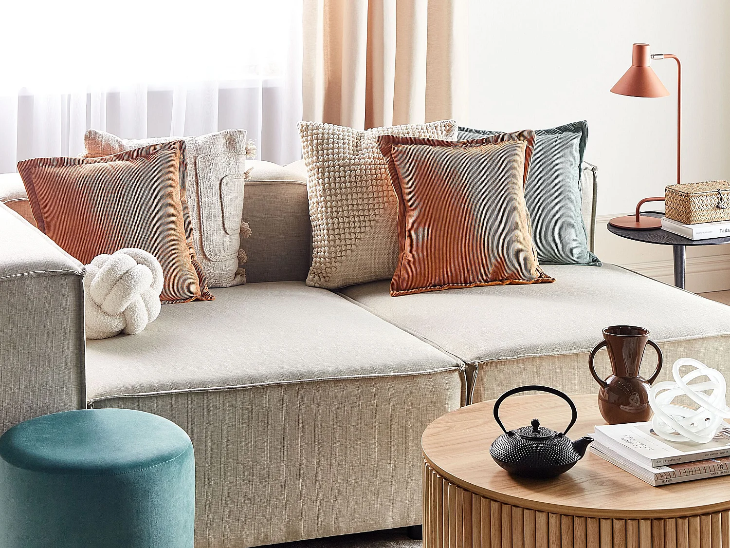 Lot de 2 coussins décoratifs ZINNIA Velours côtelé 43 x 43 cm Orange Unicolore