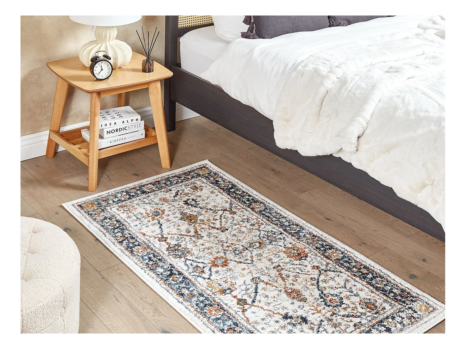 Teppich beige / blau orientalisches Muster 80 x 150 cm Kurzflor ARATES