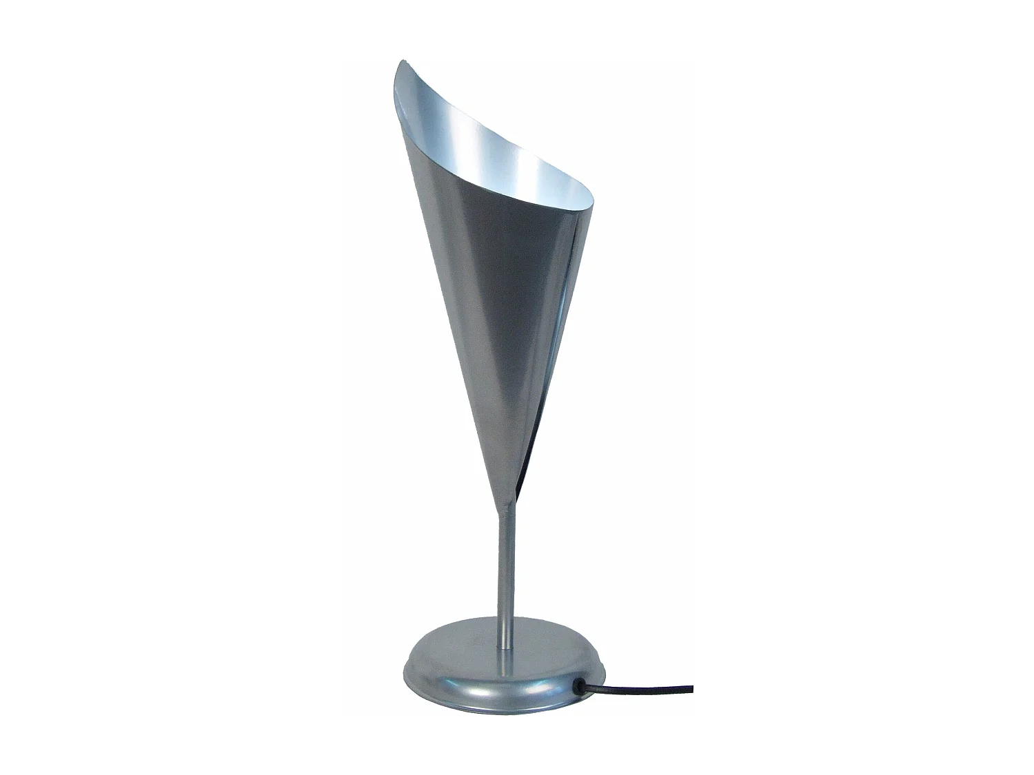 Lampe a poser droit métal  aluminium 35 cm.