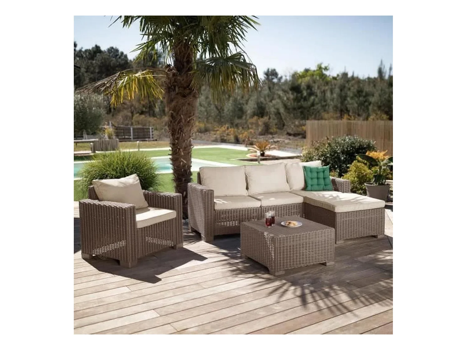 Mobile da giardino in resina imitazione rattan intrecciato Allibert di KETER 5 persone MOOREA Cappuccino