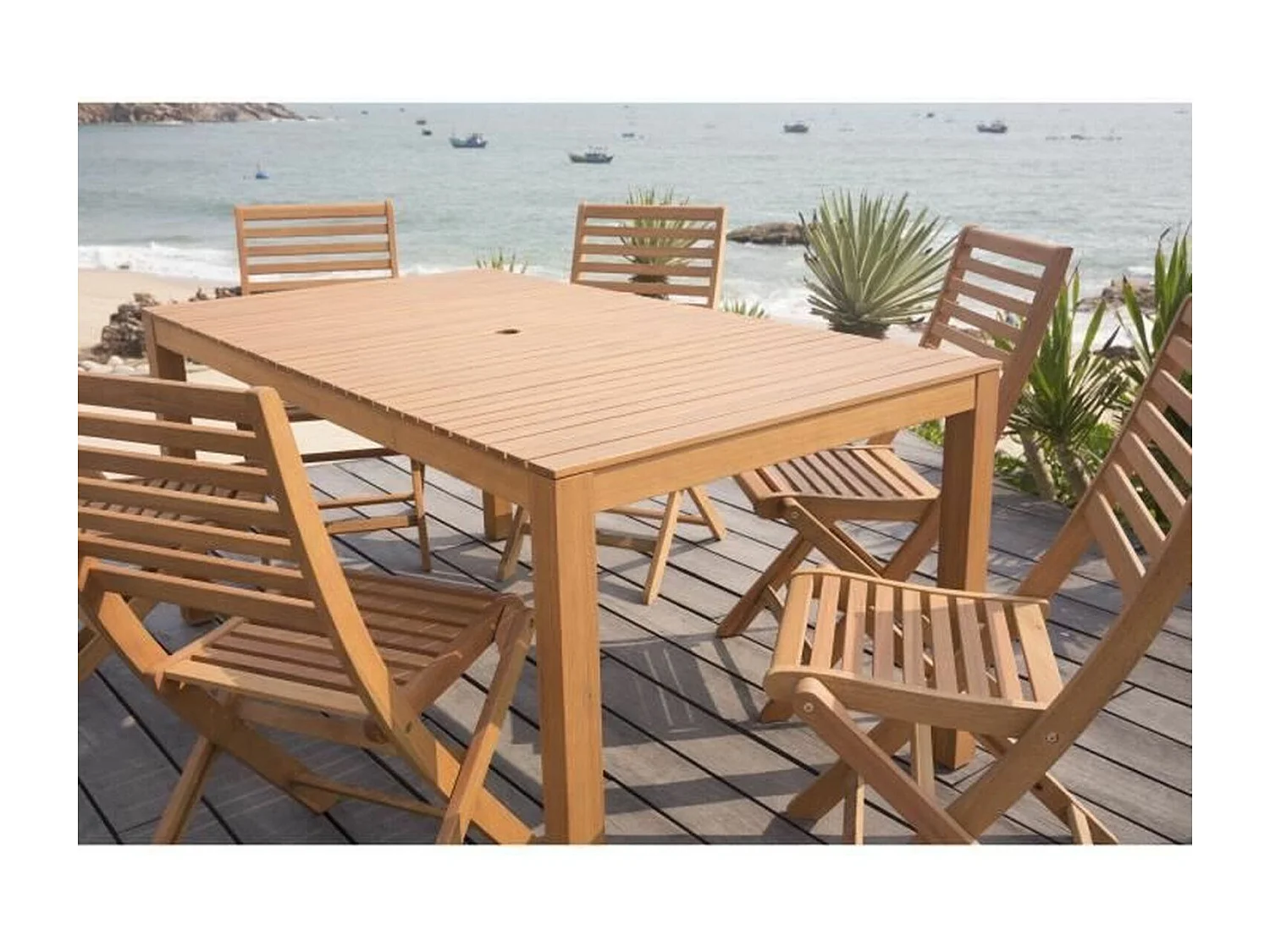 Ensemble Table et chaises de jardin - Structuré en Bois d'Eucalyptus FSC