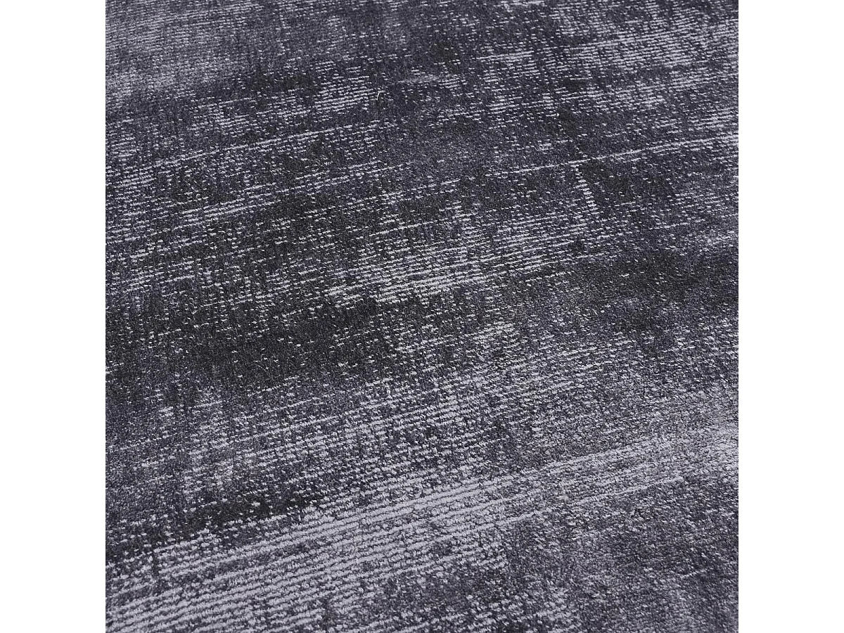 tapis salon 200x300 fait à la main en viscose noir rectangle motif uni NEO +