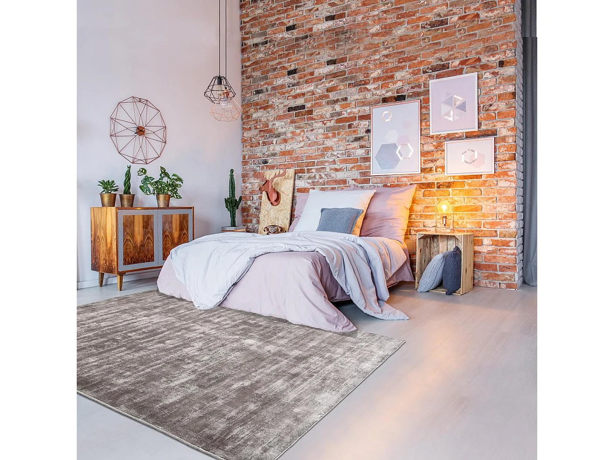 tapis salon 200x300 fait à la main en viscose marron rectangle motif uni NEO +