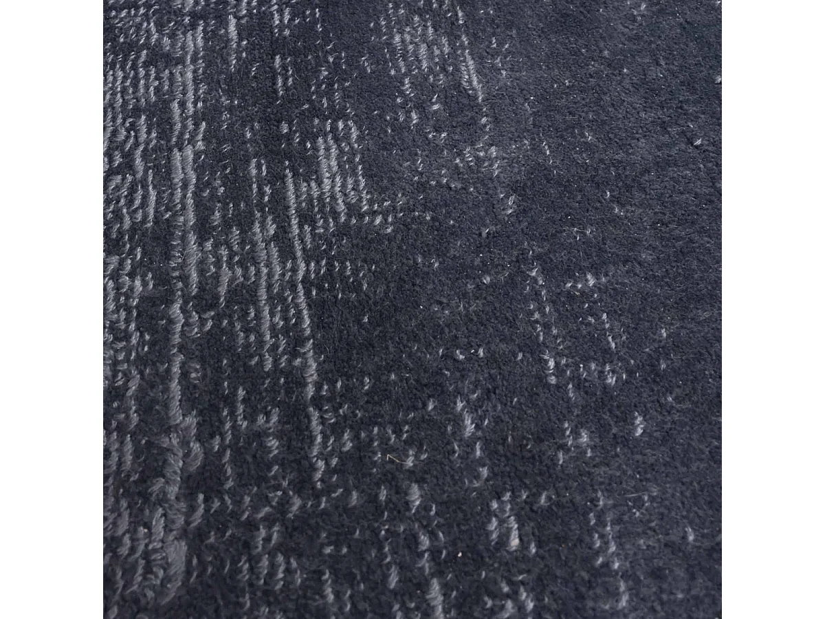 tapis salle à manger 250x300 fait à la main en viscose bleu petrole motif uni