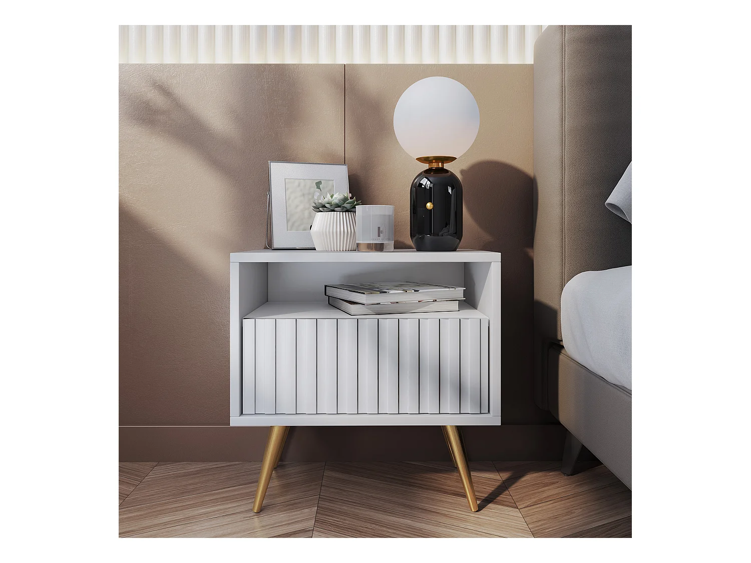 Nachttisch mit Schublade - Lamellenfronten - weiß mit goldenen Beinen - Bello