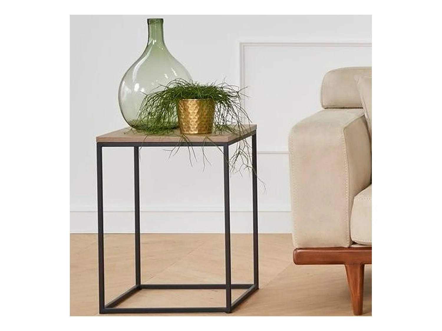 Table d'appoint de salon orinoco  noyer noir 45x45x45 cm