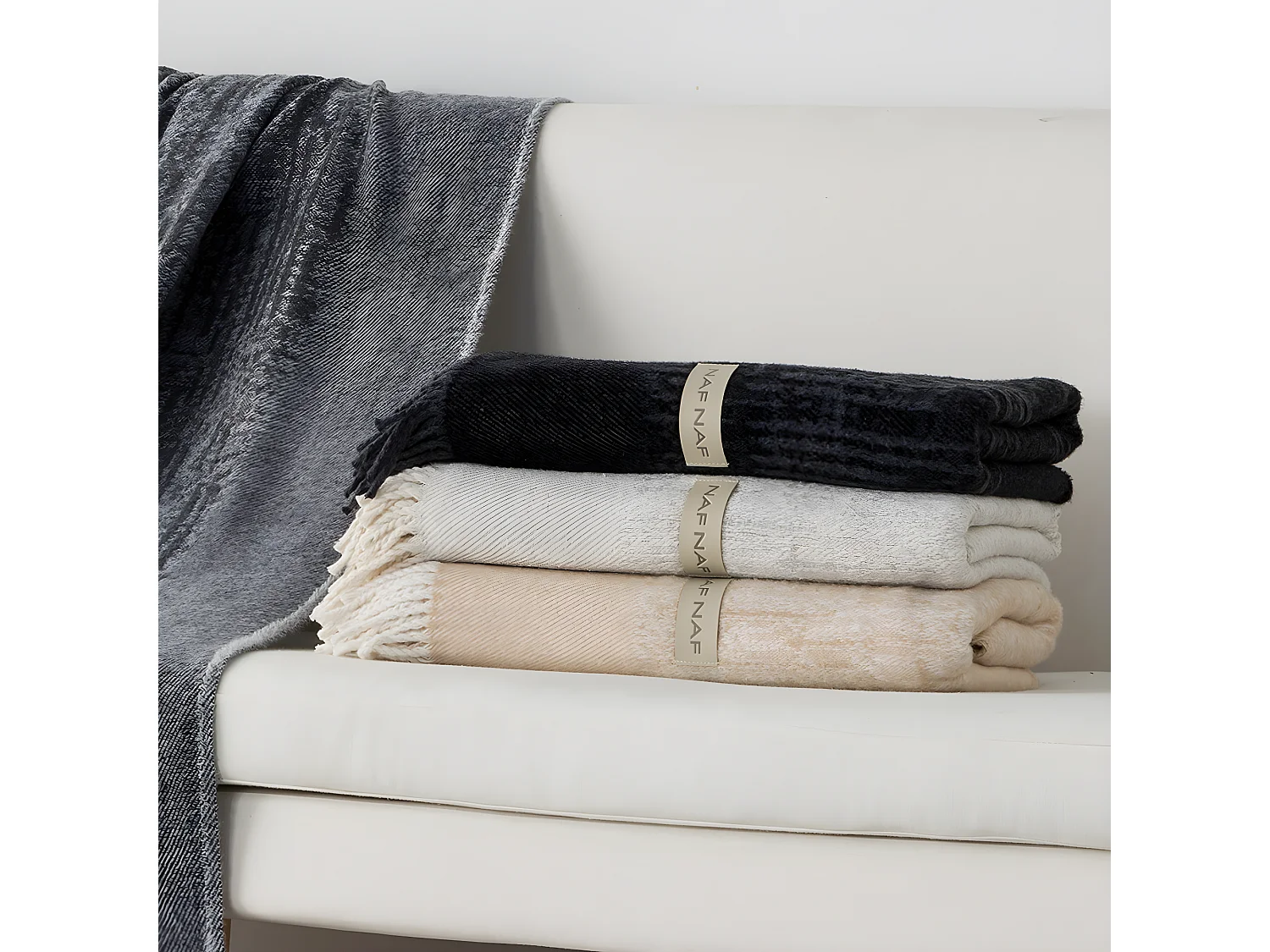 Plaid gris perla 130x170 cm LAY