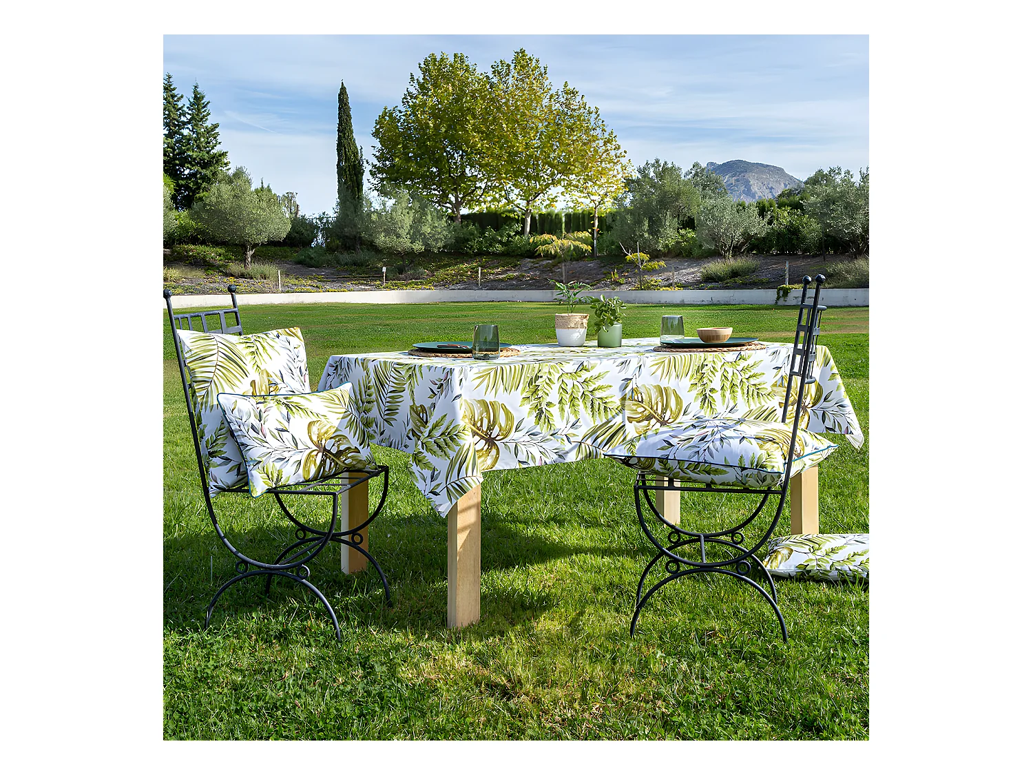 Mantel de algodón resinado verde 140x200 cm STEFANIA