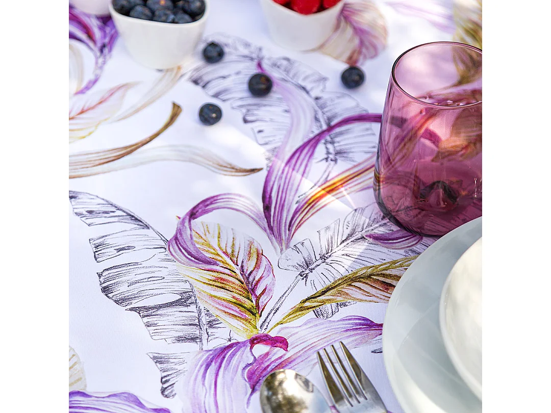 Nappe en coton enduite mauve 140x250 cm ULUTU