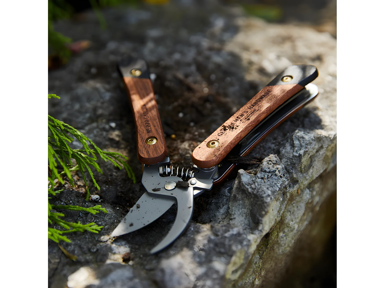 Outil de jardinage 6 en 1 Naturel  Gentlemen's Hardware